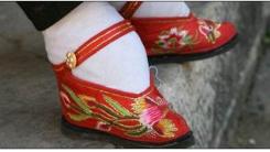 现在的女性审美有多畸形,女性过于看重颜值的后果