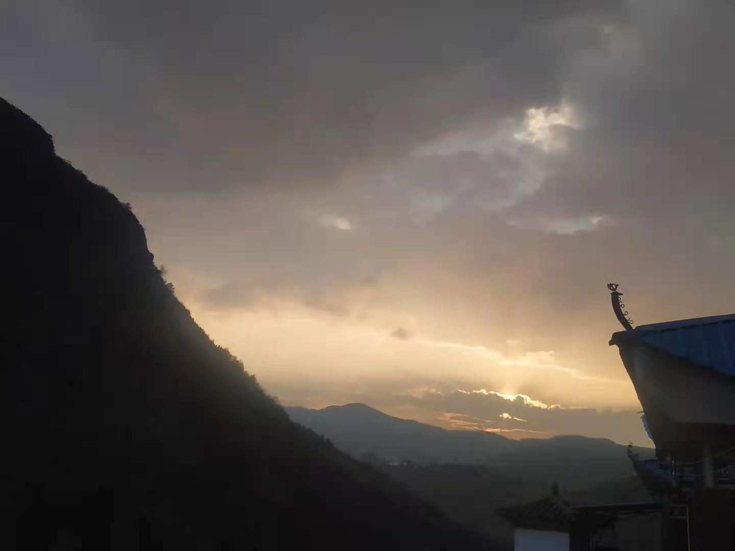 云南大理祥云天华山门票多少钱,大理祥云水目山旅游攻略