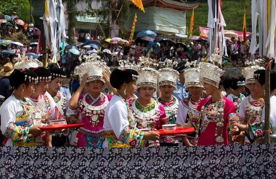 湘西苗族文化习俗及讲解,了解湘西苗族文化和风土人情