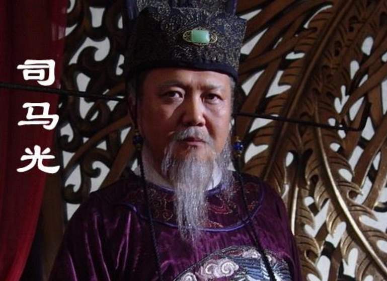 甘肃有一汉简，让学者惊喜万分：斩断匈奴右臂的女英雄，终于找到