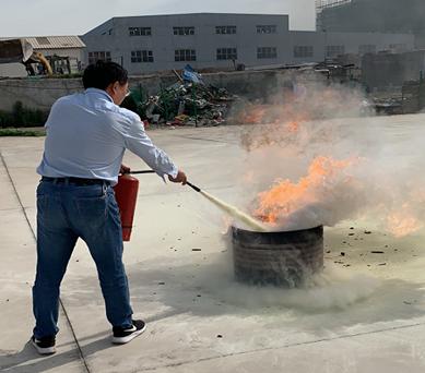 消防灭火器使用演练报道稿,消防演练灭火器使用方法