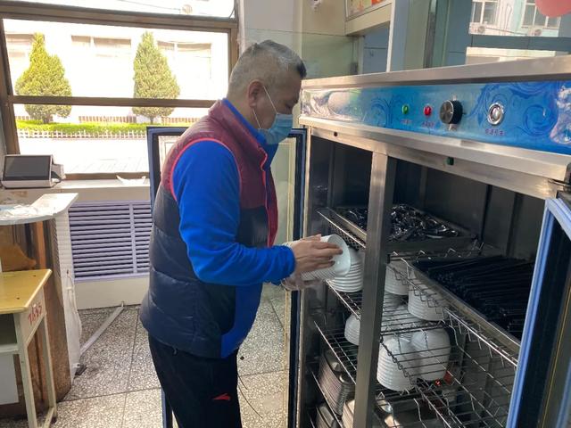 尽心尽力做好你们的“守护神”——太原十九中