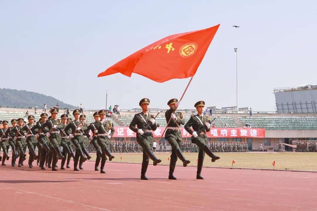 那些令人惊艳绝伦的情书,6行最惊艳的情书