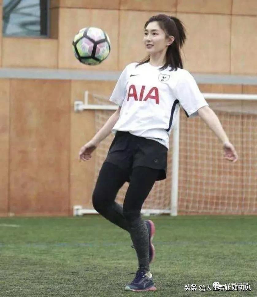 杨颖女明星排第七,足球宝贝迪丽热巴