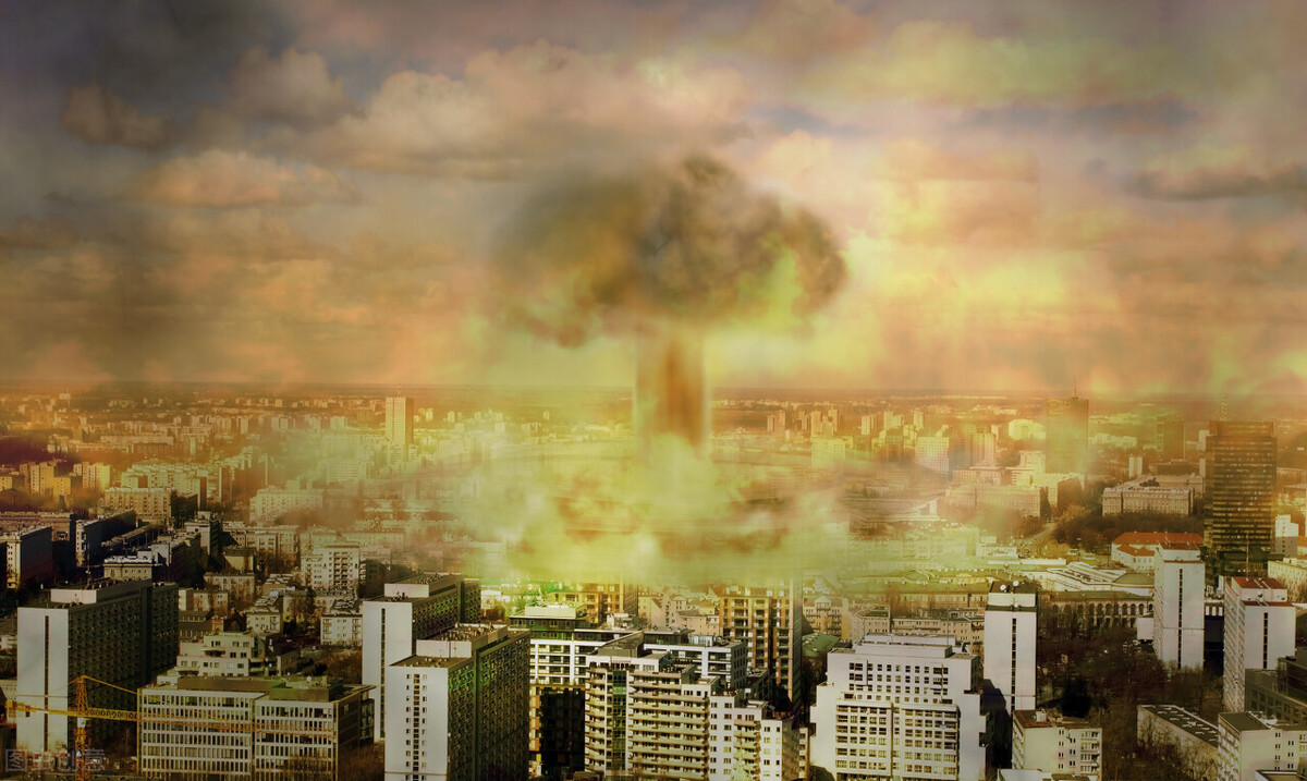 如果有核弹怎么逃生,核大战视频人类逃生