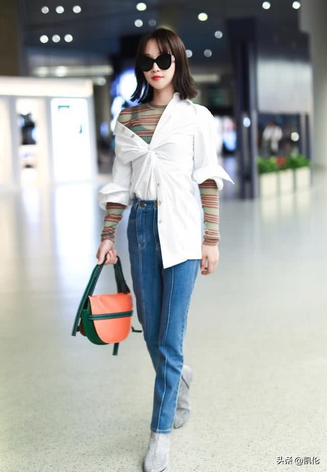 蓝盈莹制服身材照,蓝盈莹街拍露脐装