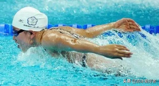 游泳三点一线,腰椎突出蛙泳