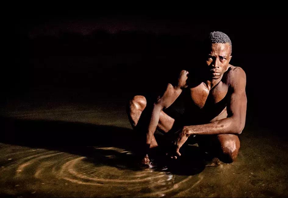 塞内加尔摔跤场景,塞内加尔人摔跤视频