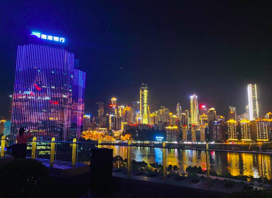 夜上浓妆完整版,重庆丽晶酒店酒吧