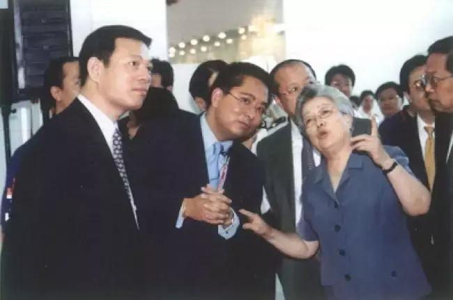 “误送”华为包裹的联邦快递，在中国市场还有未来吗？