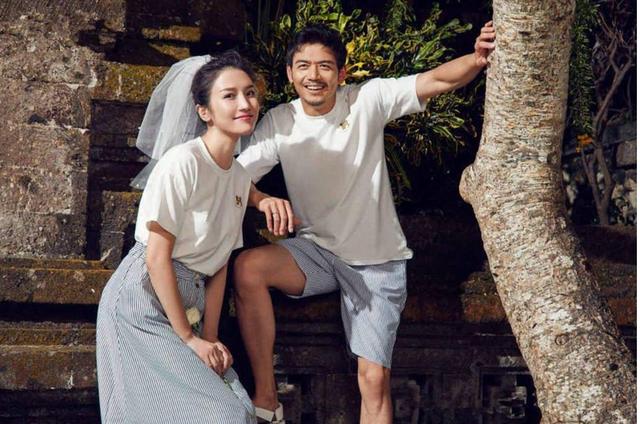 杨烁小包总露腹肌视频,小包总杨烁绯闻