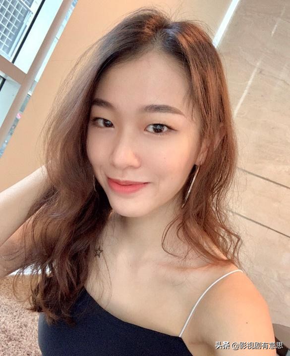 新加坡新艺经纪林昭婷初露锋芒新生小花加载进行时