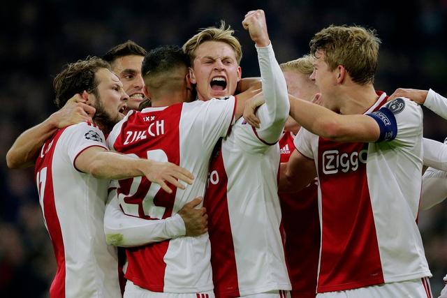 阿贾克斯沉浮录：曾经欧陆霸主，几度坠入低谷又卷土重来