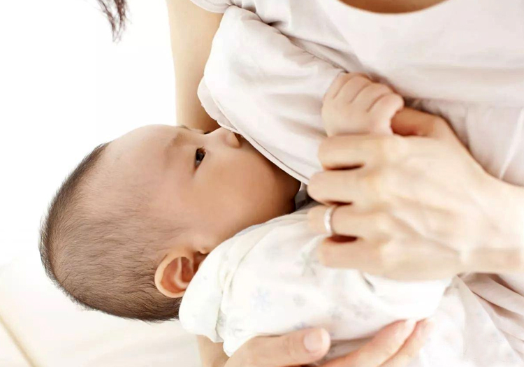 月子里发烧以后母乳变少了怎么办,哺乳期发烧怎么办可以喝姜汤吗