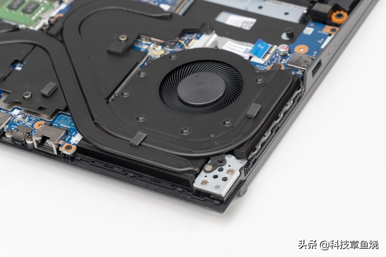 21款拯救者Y7000笔记本散热评测,拯救者y7000散热片怎么拆