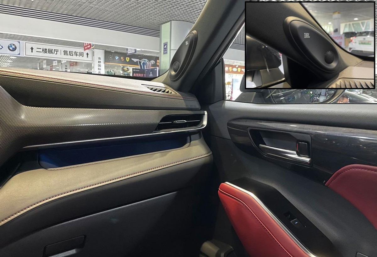 试驾丰田皇冠陆放对比汉兰达,丰田皇冠陆放和新款汉兰达