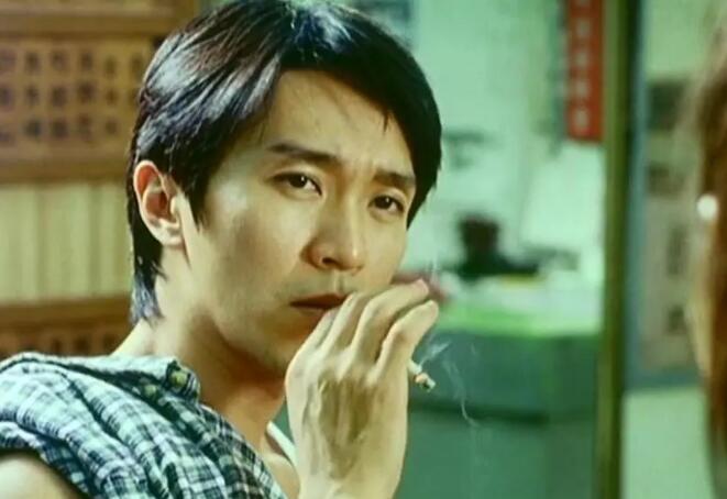 周星驰少林足球夺冠,周星驰少林足球夺金奖