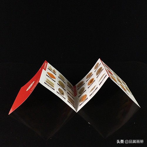 如何鉴赏广告海报设计,平面广告海报关于排版的赏析