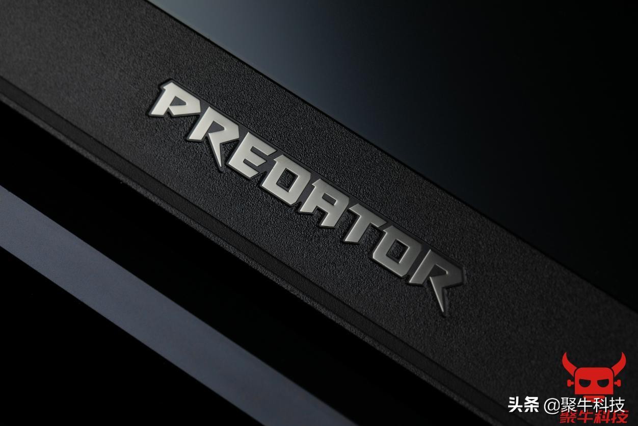 17.3寸掠夺者战斧300评测,无短板游戏本推荐