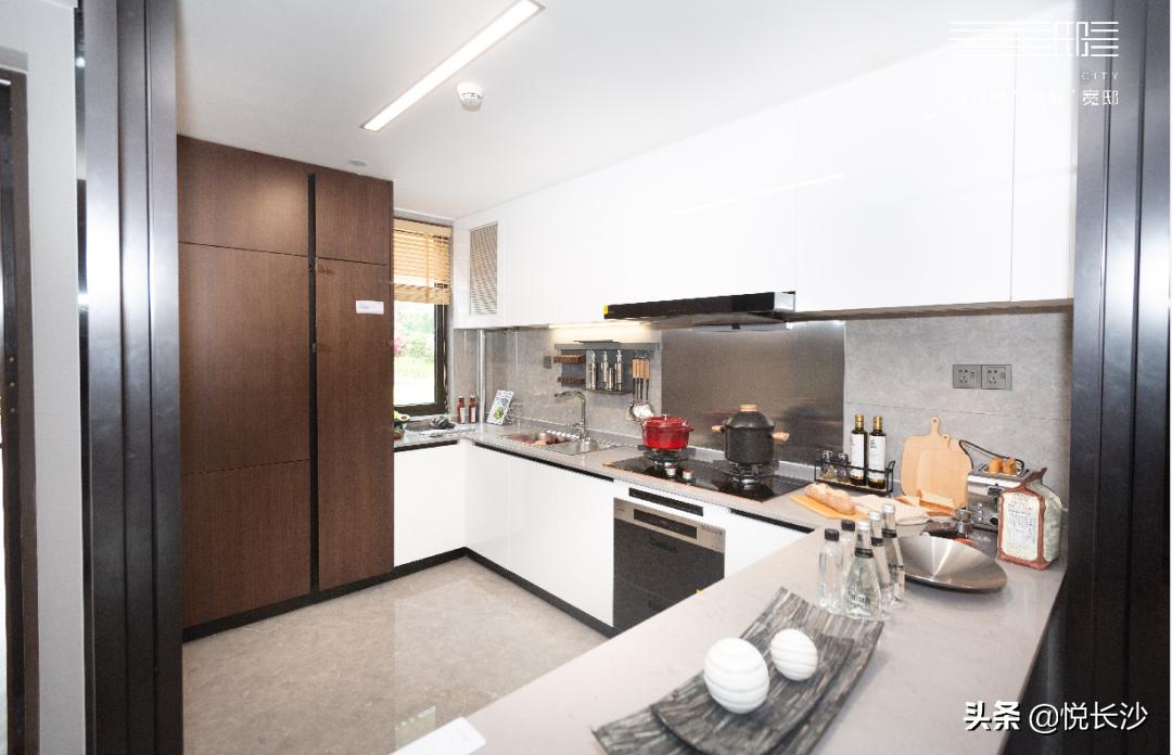 万科大平层最好的楼盘,万科高铁新城项目