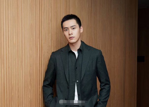 撒野顾飞寸头头像,撒野顾飞寸头图片