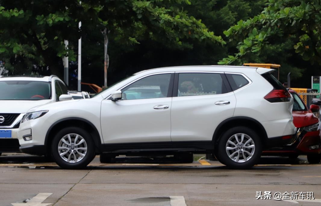 日产奇骏2021款车内功能介绍,奇骏七座2021款3排空间视频