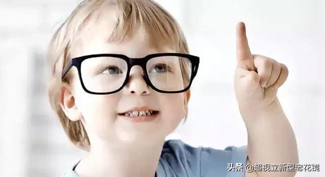 眼球为什么会变长导致近视,眼球为什么会亮