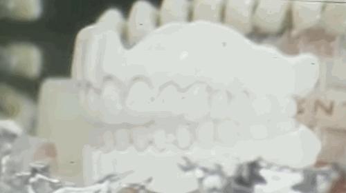 九龙城寨：亚洲最大的贫民窟，在香港矗立了164年的“罪恶之城”