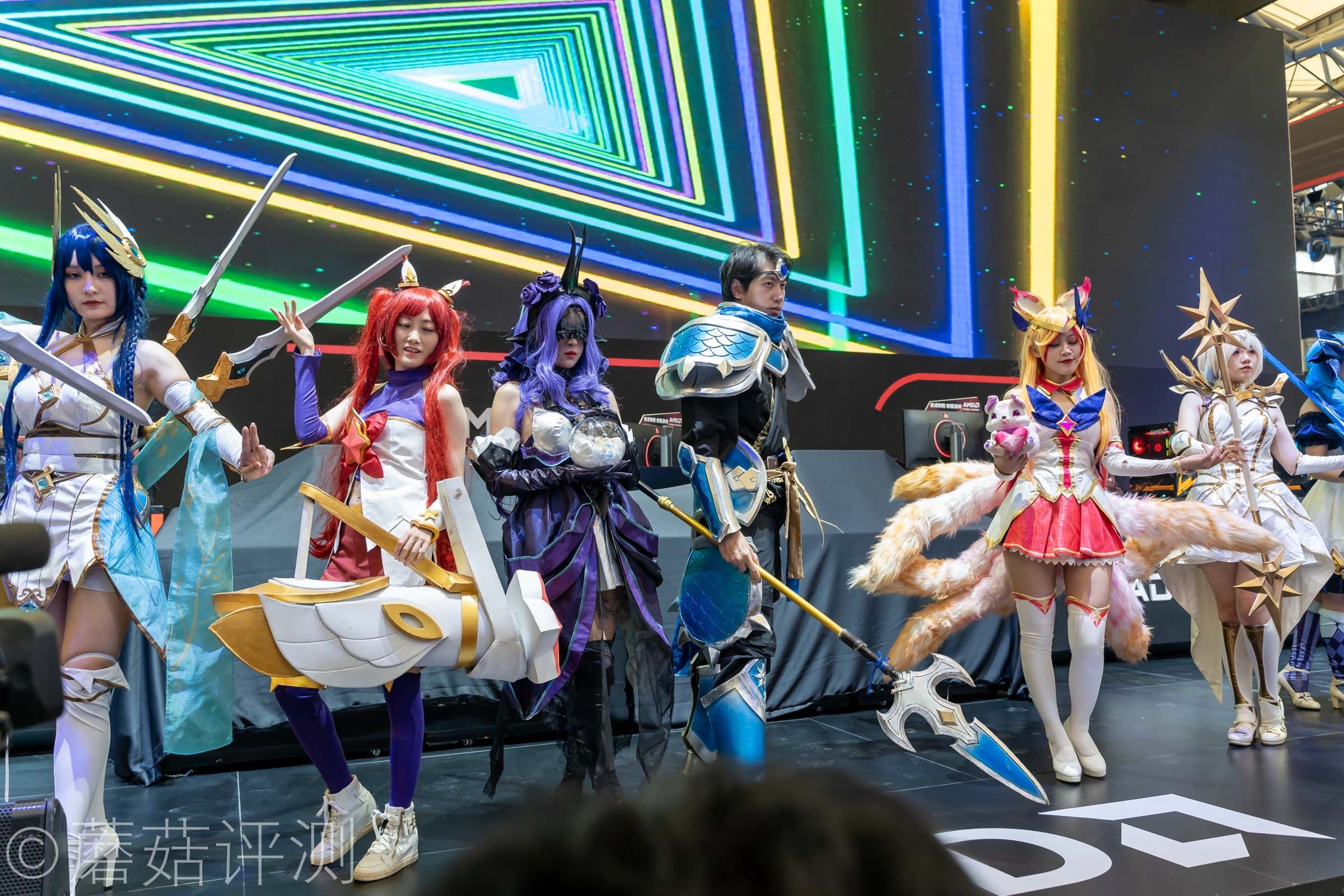 又有啥好玩的？蘑菇带你逛ChinaJoy2021，硬件、车和漂亮的小姐姐