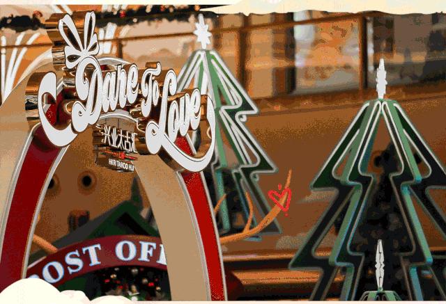 美已经不够了,今年的圣诞美陈必须“玩”起来