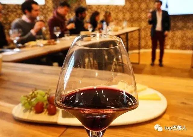 巴黎顶级买手百货,巴黎机场免税店购物攻略