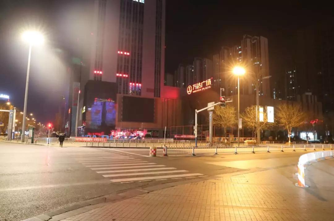 疫情下的唐山夜晚,唐山疫情最严重的地区