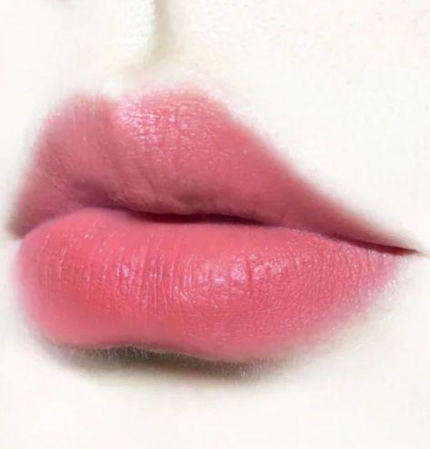 不愧是大火的小金条，显白有气质，盲选都不会错，这是来抢钱的？