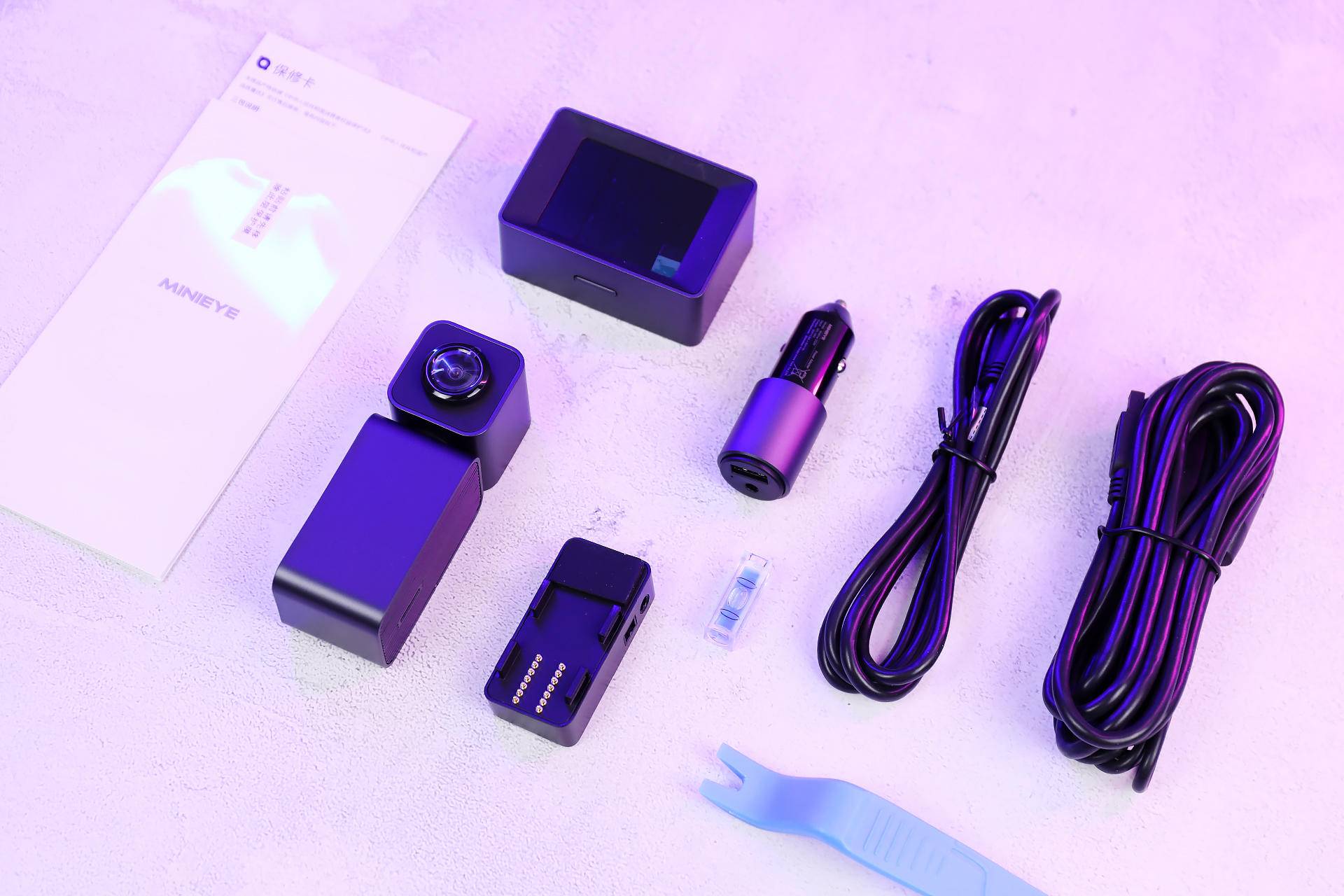 还有这等好事？花行车记录仪的钱体验豪车标配的高级驾驶辅助