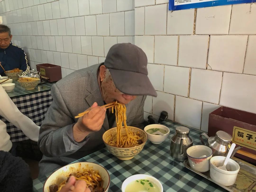 西坝卤面馆,西坝面馆