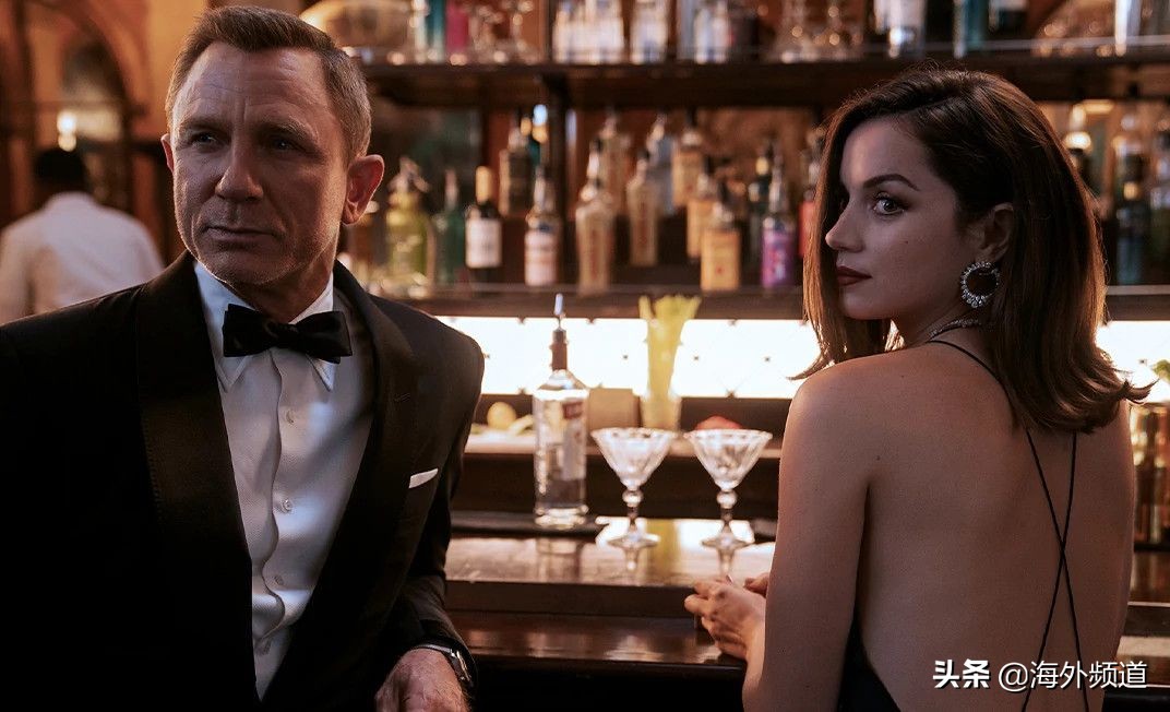 007邦女郎出场名场面,古巴007邦女郎