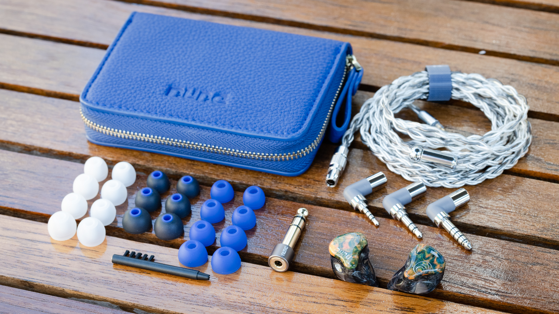 褪下枷锁的DUNU，以SA6拥抱蜕变