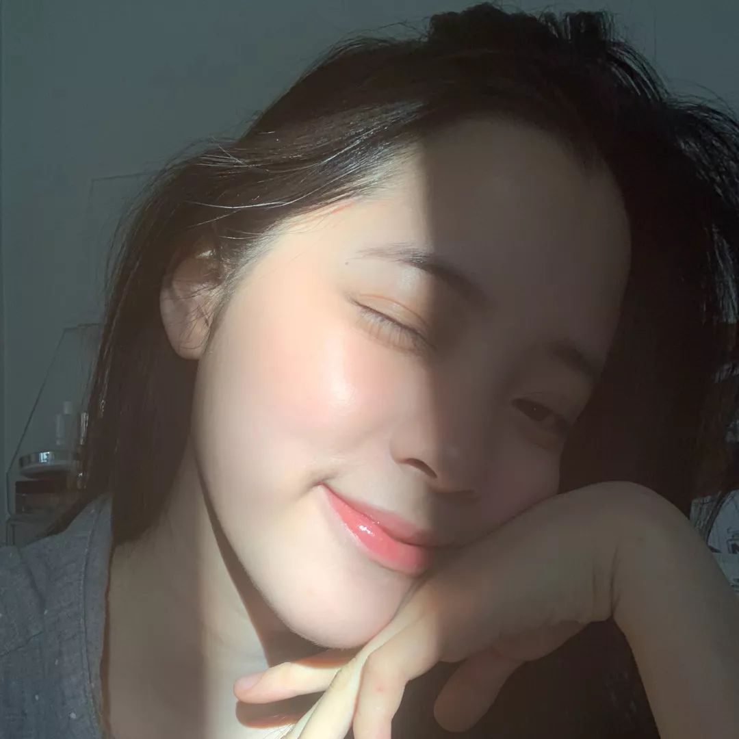 吴宣仪黑唇妆,吴宣仪被造型师吐槽