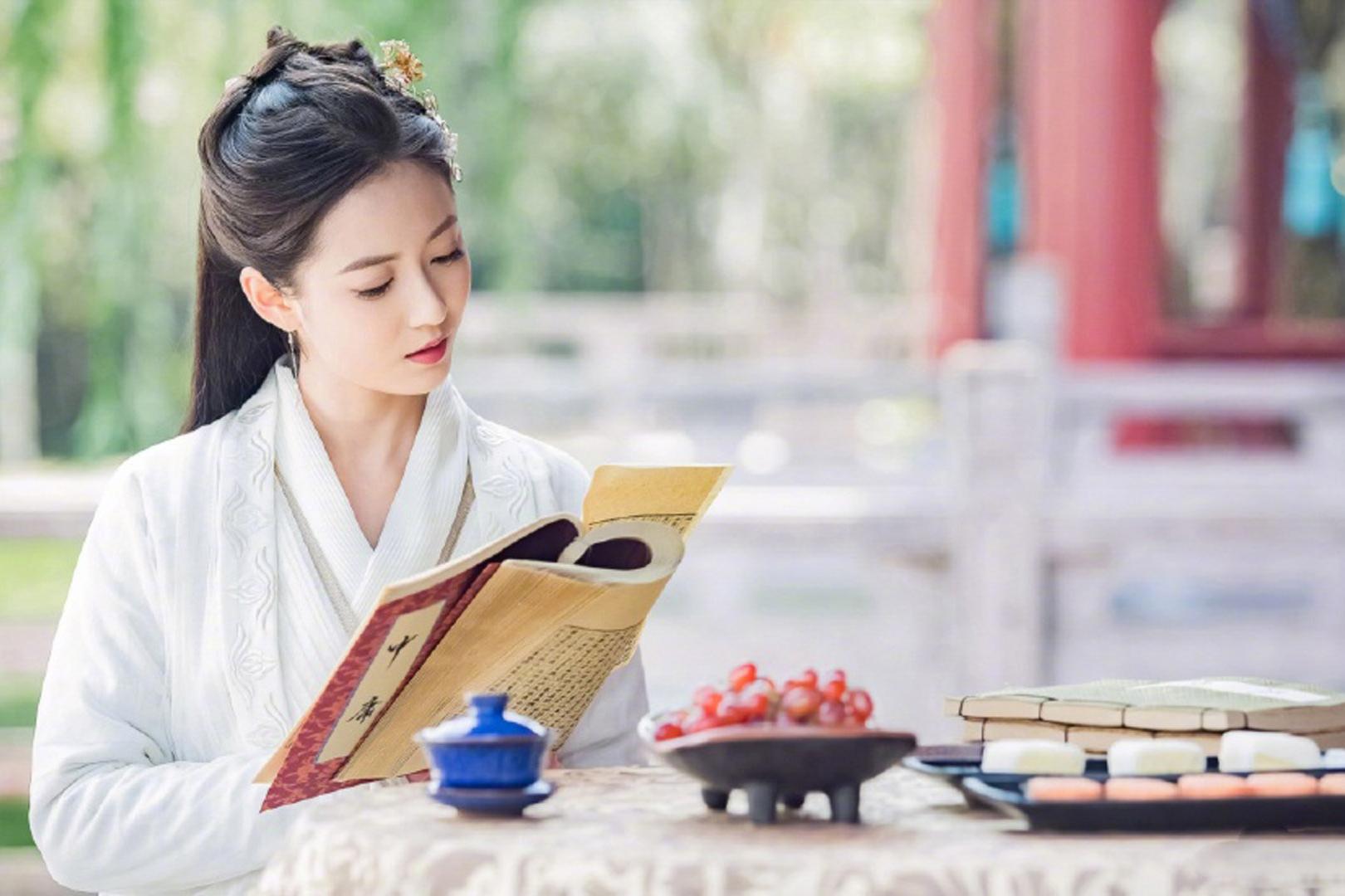 你喜欢李清照哪首诗,你喜欢李清照的诗词吗