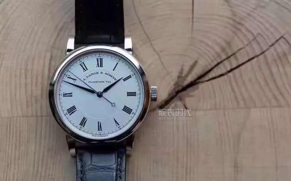 全球表品牌排行榜前十名,五万买表哪五个品牌值得推荐