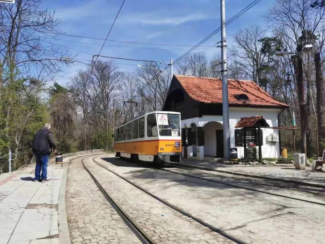 有轨电车是鸡肋工程建了咋办,有轨电车发展瓶颈