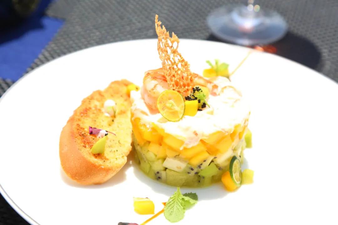 揭秘陕西新东方,在新东方学完了去门店也是做学徒