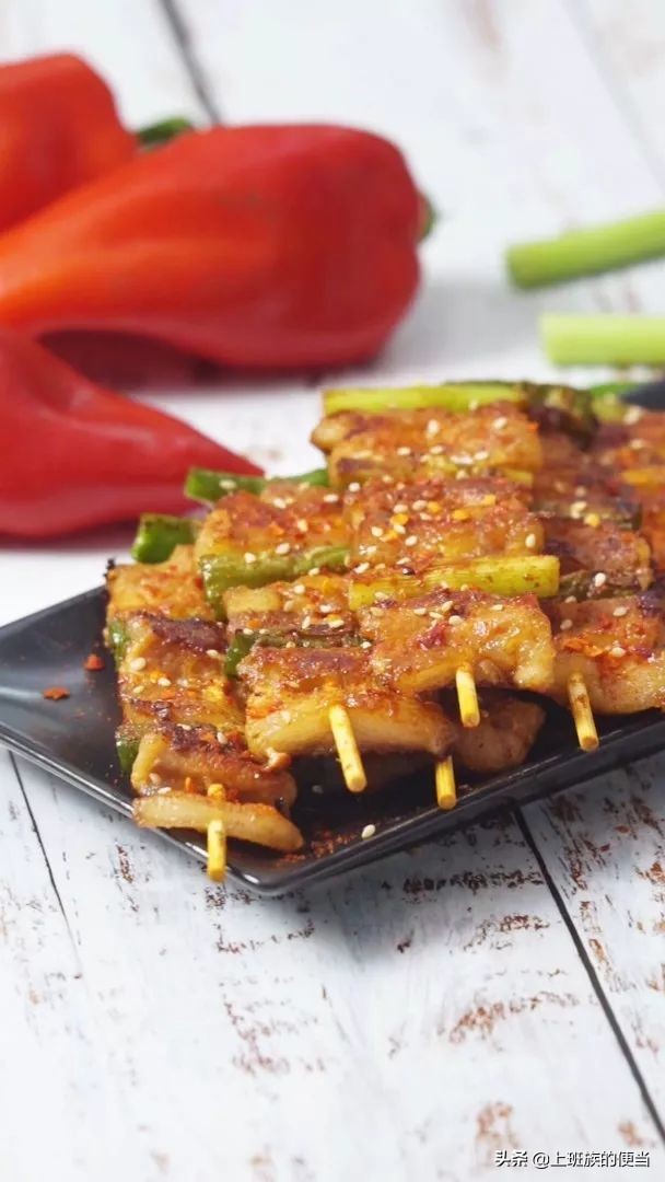 爱吃烤肉快收藏，自己在家做，肉嫩香辣，吃起来超级过瘾！