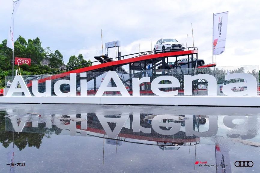 最新款奥迪rs5赛道试驾,奥迪rs5双门版赛道测试