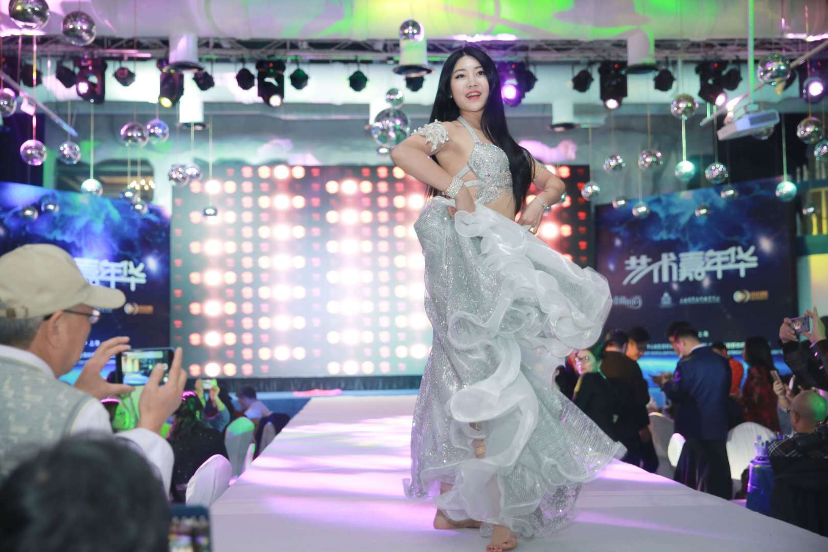 常红的舞蹈视频,常红舞蹈嘉年华