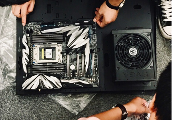 华硕华擎B365主板发布，工艺退回“史前”时代？