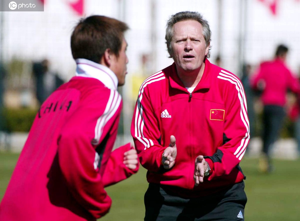 02年世界杯亚洲足球的悲哀,回顾中国足球出线之路