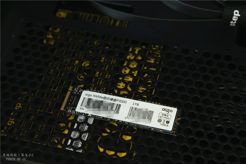 3400mbps固态硬盘,pcie4.0m2固态硬盘评测