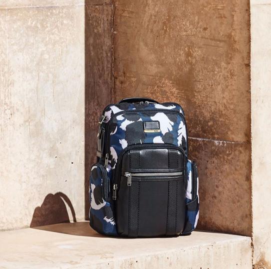 京东为你点亮箱包时尚新look，不再苦等11.11