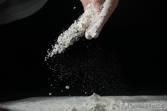 生粉和淀粉炒菜时有什么区别,生粉与淀粉制作有什么区别